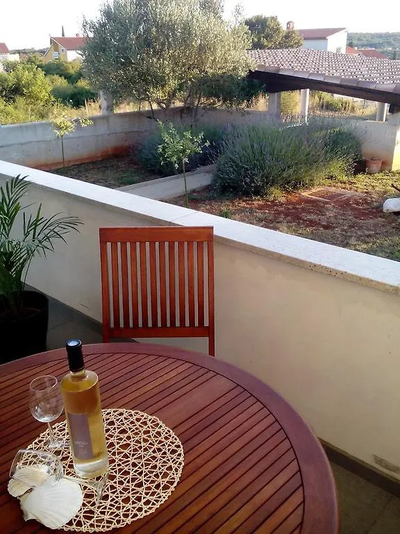 Apartments Bolt Pola Croazia