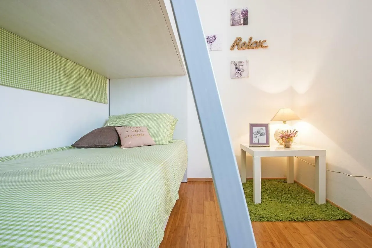 Apartments Bolt Pola